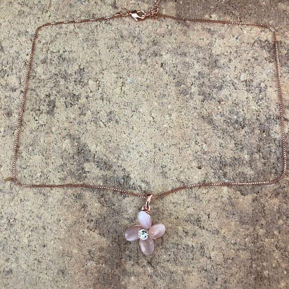 Flower Pendant - Picture 2 of 6